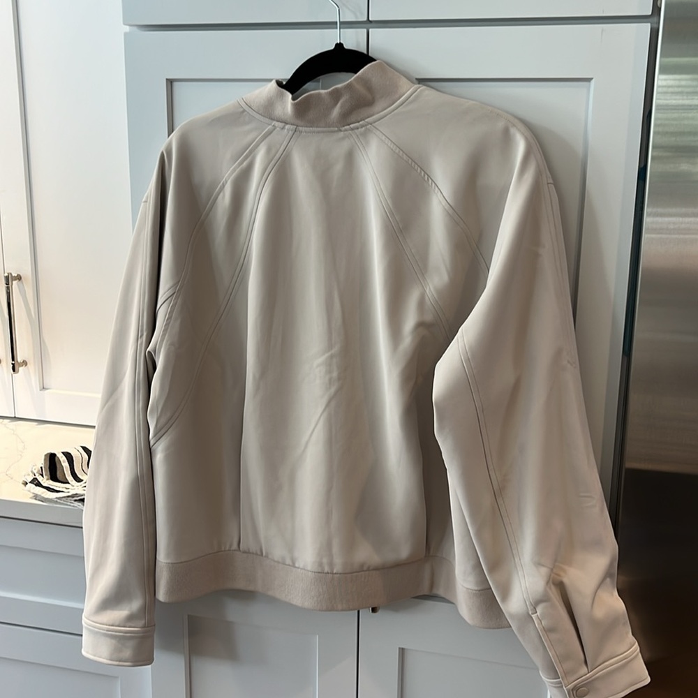 Athleta Endless Bomber Jacket Size XL cream NWT - Picture 6 of 6